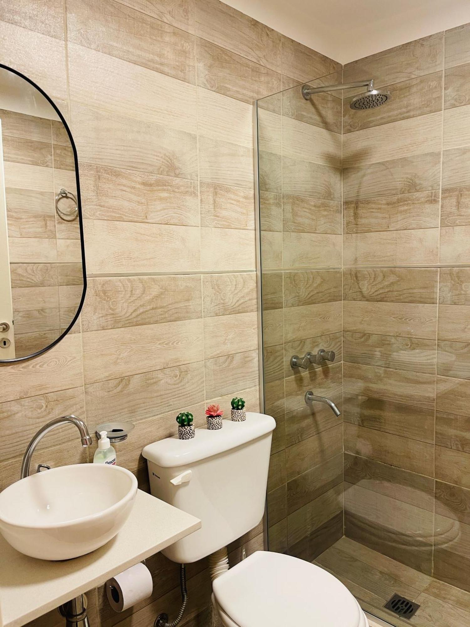Espectacular Departamento En ,avenida San Martin 2248 Pensión *